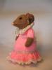 Мышка в розовом платье.
